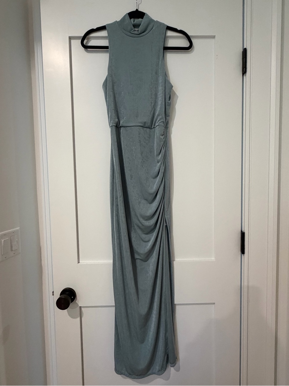 Francesca's Collections Sleeveless Sage Maxi Dress with Draped Side